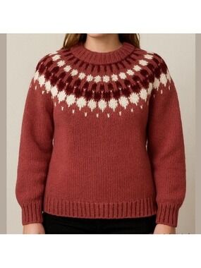 HANDKNIT fisherman fair isle sweater crew neck long sleeves raspberry medium